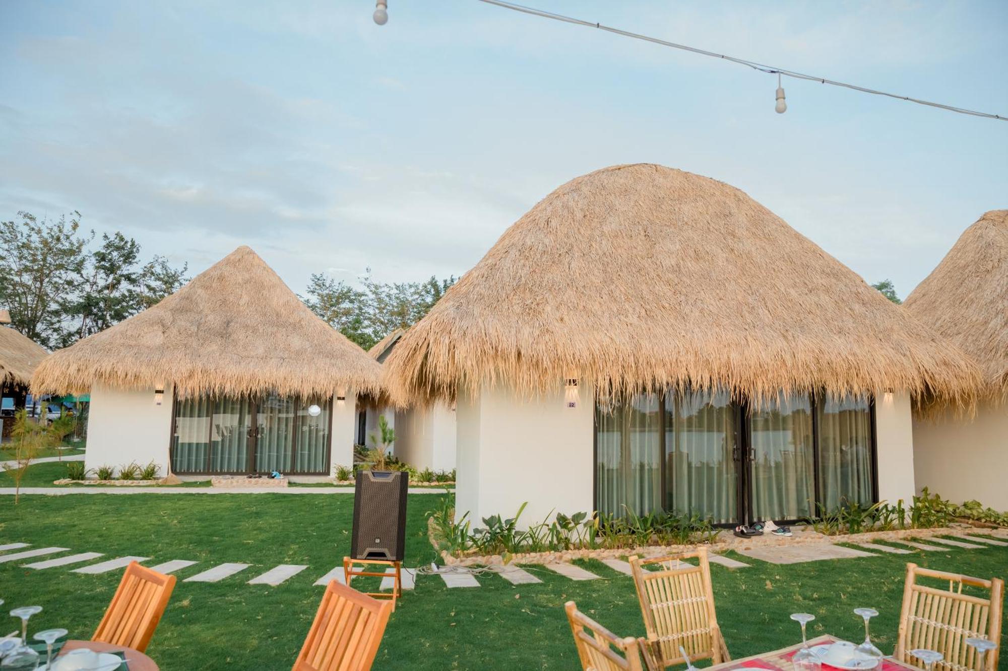 Sea Sand Resort Kampot Exterior foto